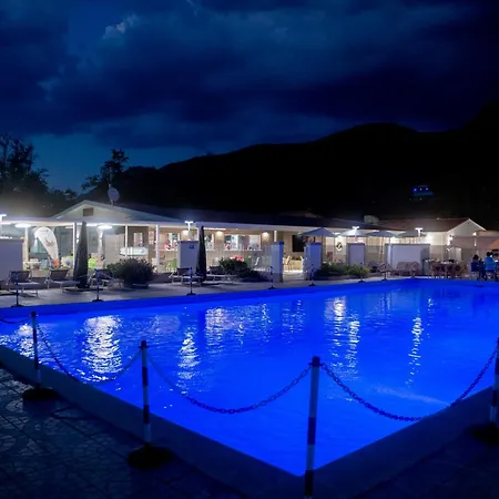 Villaggio Le Ninfe Del Mare Кемпинг